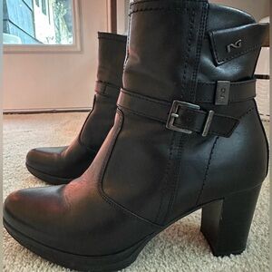 NeroGiardini high heel black leather boots